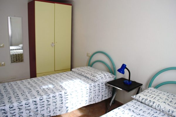 1d492065-7838-4991-bead-ca229c9bea6b