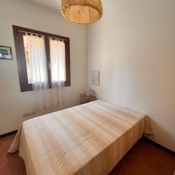 20af2327-2ced-4c8d-9989-39808fbe9ac7