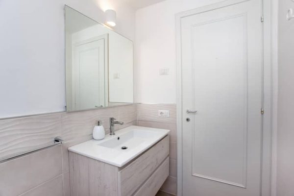 5cd3b1de-d538-4d9a-8eec-394350c1099d