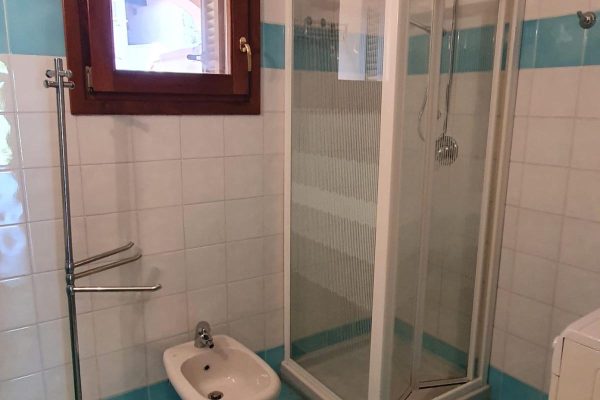 69e386f9-3ec7-44f3-a707-e13a8da77079