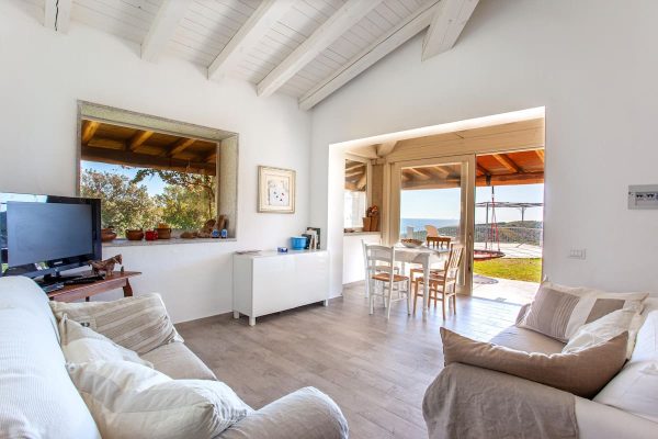 7196c136-34b5-496c-af83-e61546197e55