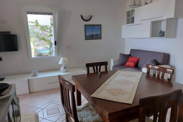 886d8fb3-7478-4e39-9d15-5f99a6f8bb64