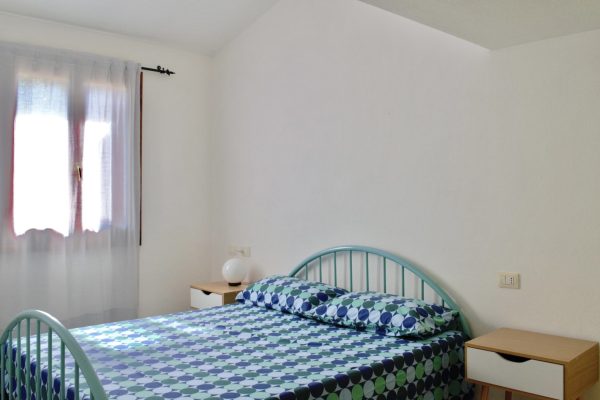 a76468f9-eb81-48ba-989e-ccb364dab05a