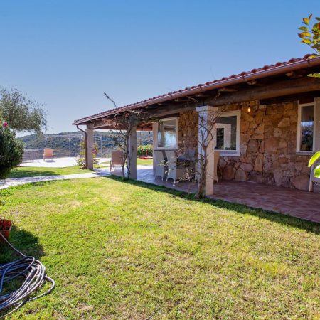 d59da6c2-c809-485b-ba85-cd2d35168e69