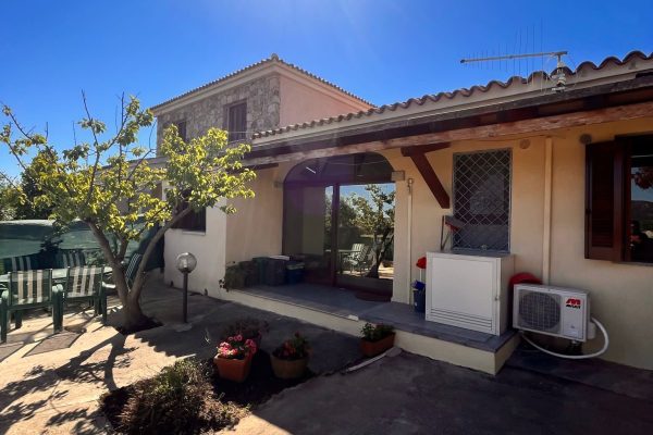 dfdd6f22-9c02-4b82-b7fd-8e0b6bea98ab