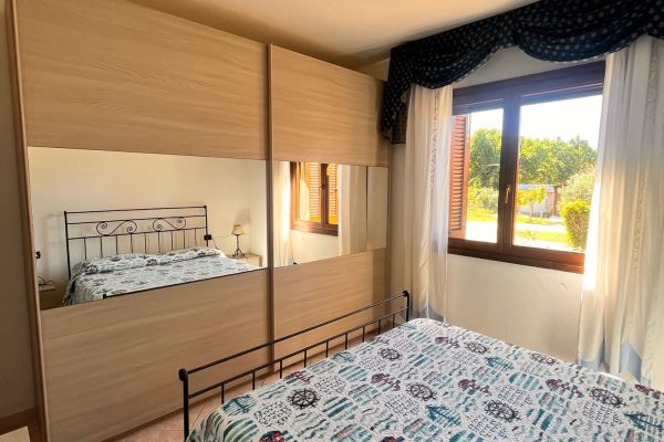 f162ce6f-a1ff-465d-ab1a-72c1383c527d